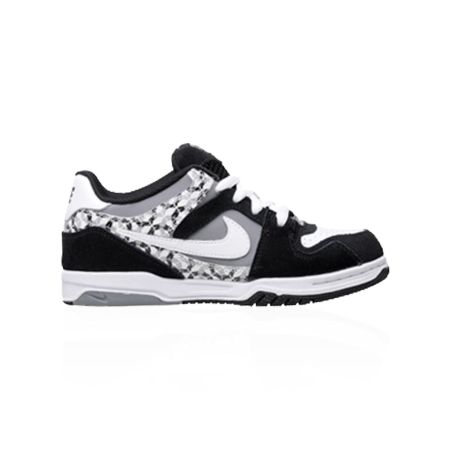 Nike 6.0 Boys Oncore Grey, White & Black Shoe