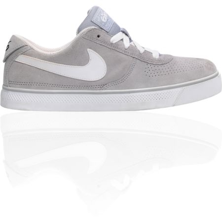 Nike 6.0 Mavrk 2 Low Grey & White Shoe