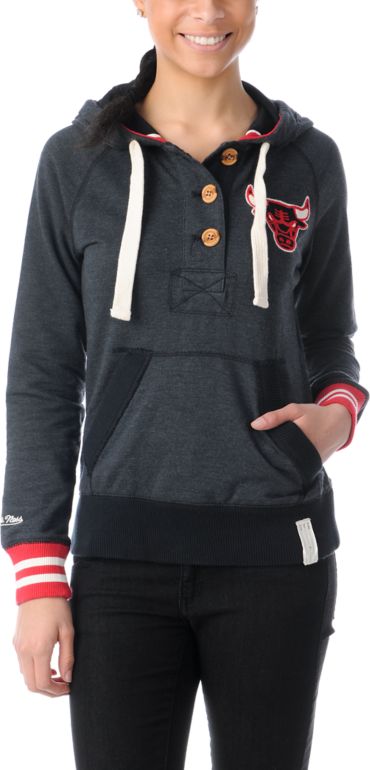 Mitchell & Ness Chicago Bull Victory Pullover Hoodie