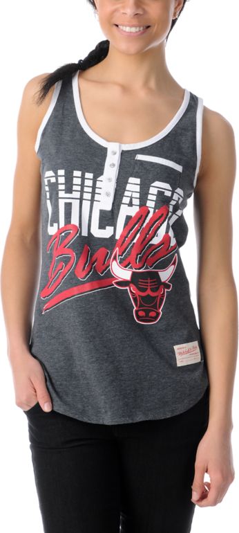 Mitchell & Ness Chicago Bulls Pre Game Henley Tank Top