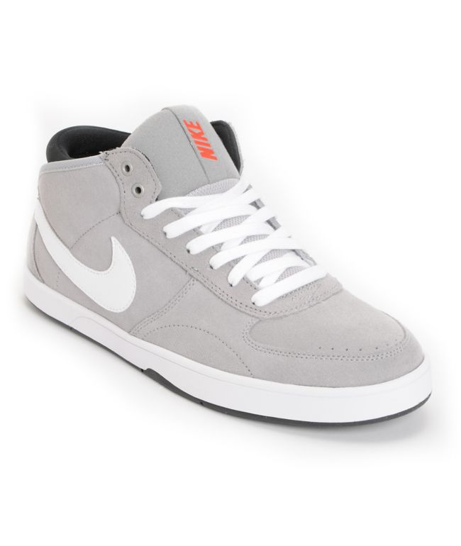 Nike 6.0 Mavrk Mid 3 Metallic Silver Shoe