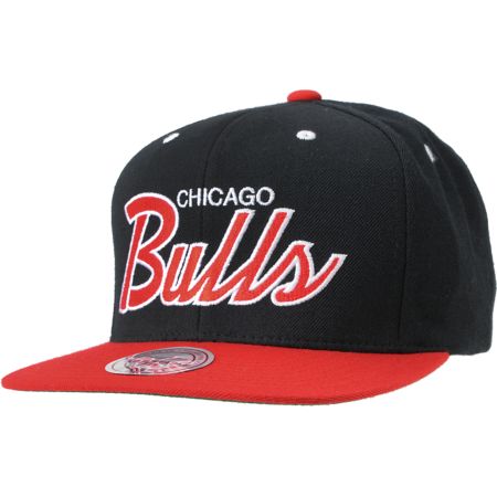 NBA Mitchell and Ness Chicago Bulls Script Snapback Hat