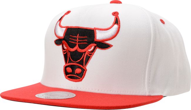 Mitchell And Ness Chicago Bulls XL Logo White & Red Snapback