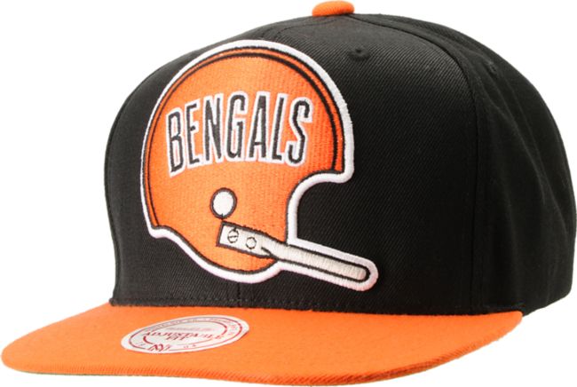 NFL Mitchell and Ness Bengals Throwback XL 2Tone Black Snapback Hat
