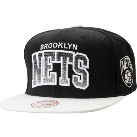 NBA Mitchell and Ness Brooklyn Nets Gradient Arch Black Snapback Hat