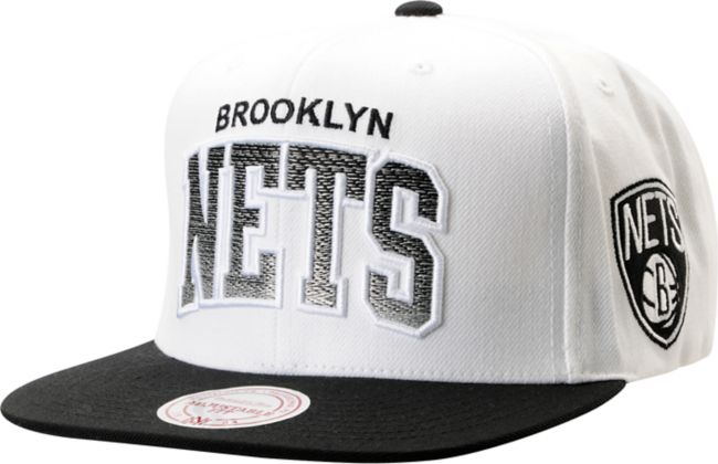 NBA Mitchell and Ness Brooklyn Nets Gradient Arch White Snapback Hat