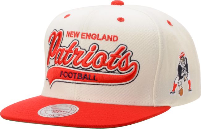 NFL Mitchell & Ness New England Patriots Tailsweeper Snapback