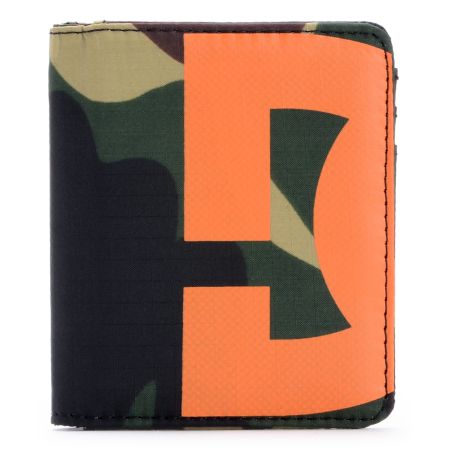 DC Barken Bifold Camo Wallet