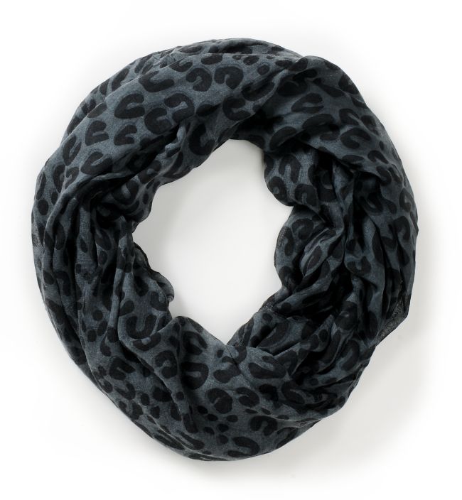D&Y Black Cheetah Print Infinity Scarf