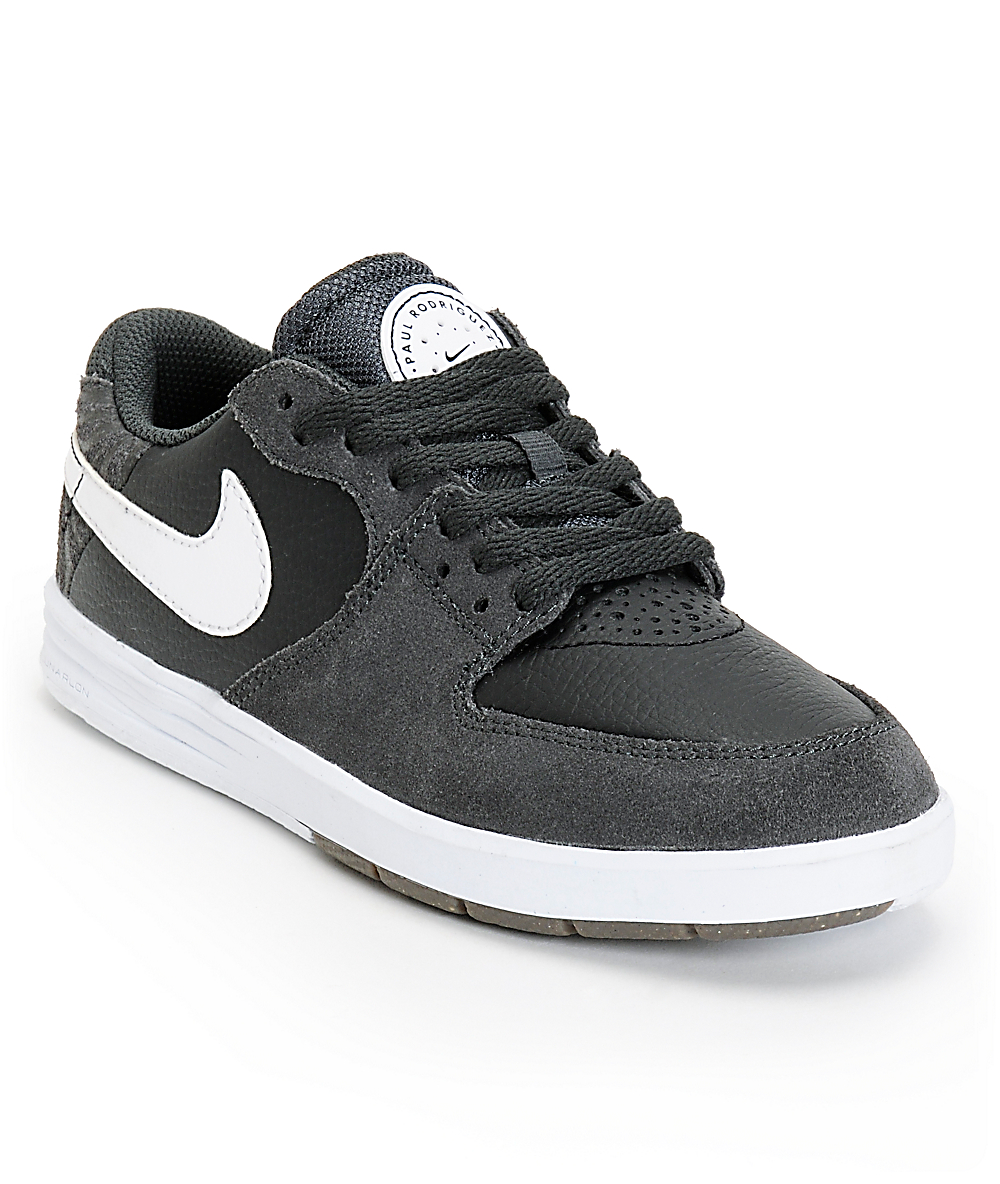 boys nike skate shoes