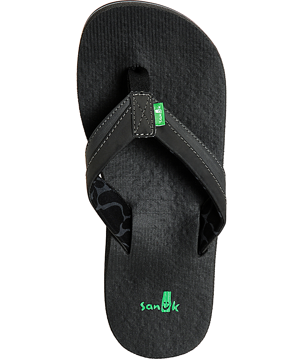 sanuk beer cozy light