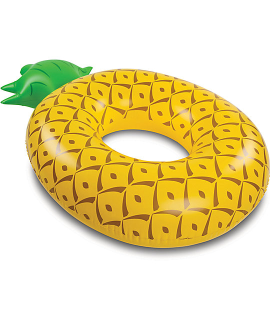 giant pineapple float