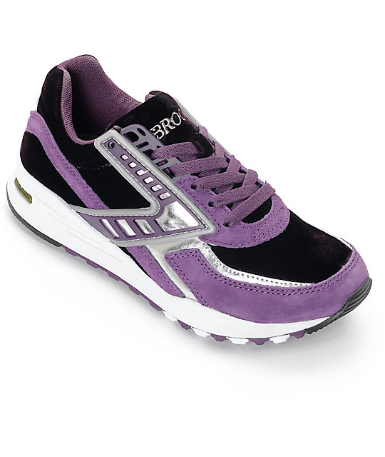 57 Casual Brooks regent shoes for Women