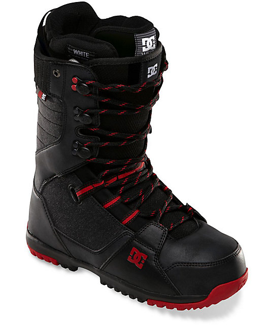 dc mutiny snowboard boots