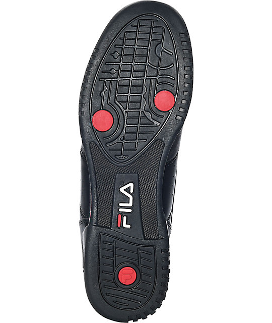 fila black and red shoes