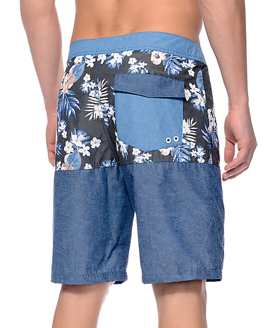 Free World Shortboard Navy Floral 20" Board Shorts Zumiez