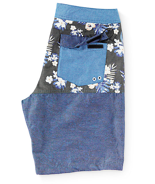 Free World Shortboard Navy Floral 20" Board Shorts Zumiez