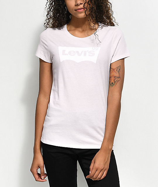 levi pink tshirt