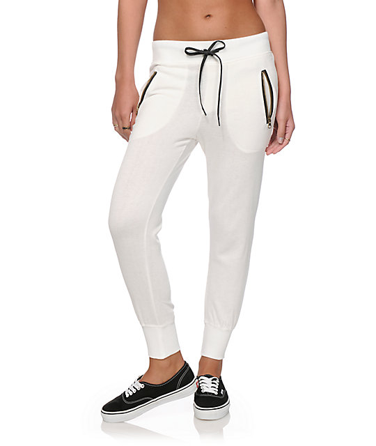 white jogger pants women's