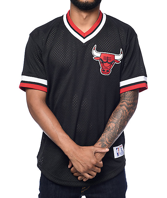 chicago bulls v neck