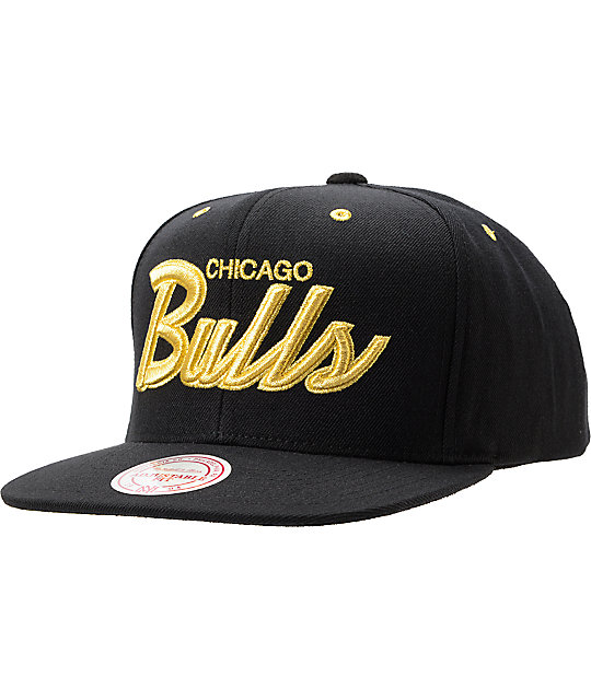 mitchell and ness chicago bulls championship hat