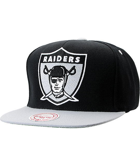 raiders mitchell and ness snapback