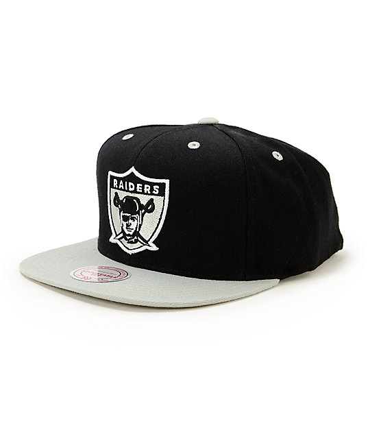 raiders mitchell and ness snapback