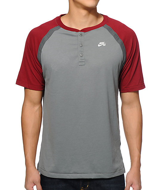 nike maroon shirt