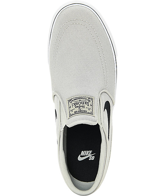 nike janoski slip on white