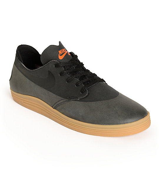 nike gum sole skate shoes