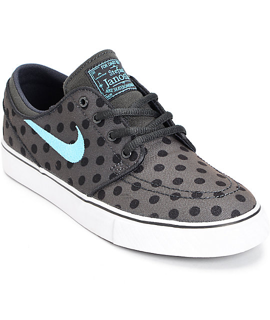 boys nike skate shoes