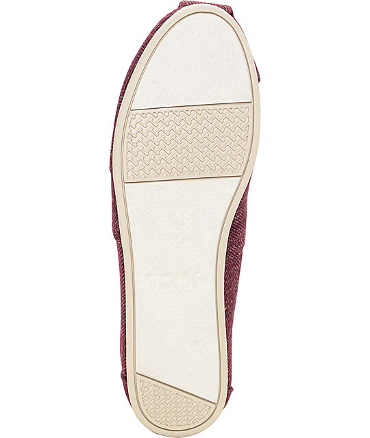 toms burgundy shoes