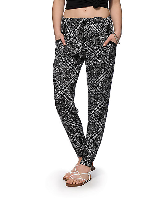 women's woven jogger pants