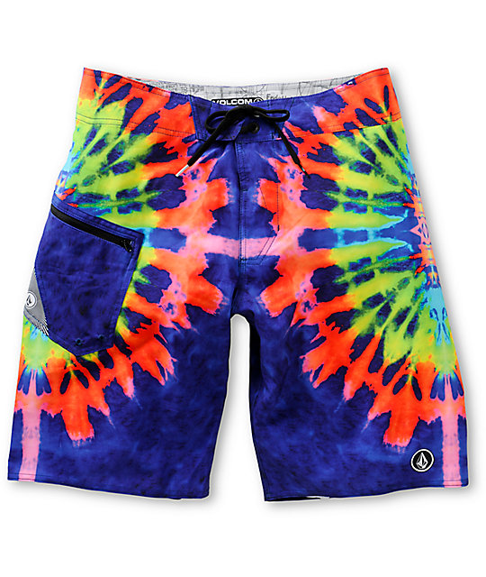 tie dye cargo shorts