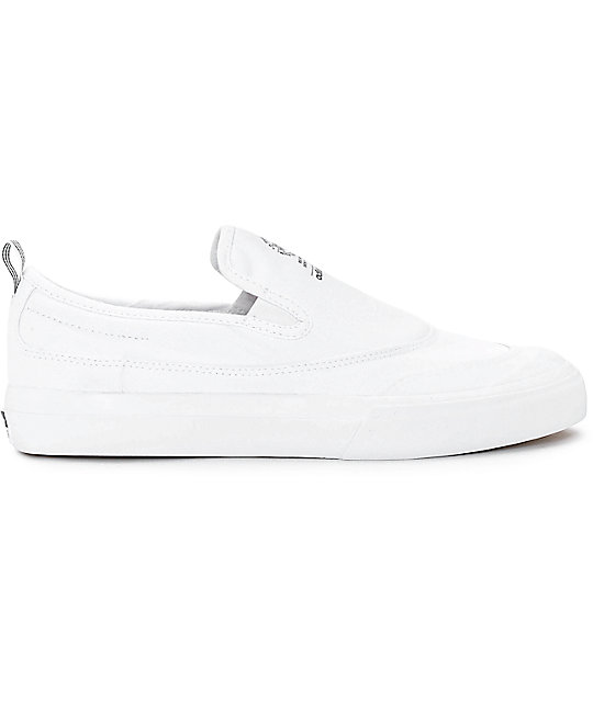 white adidas slip on