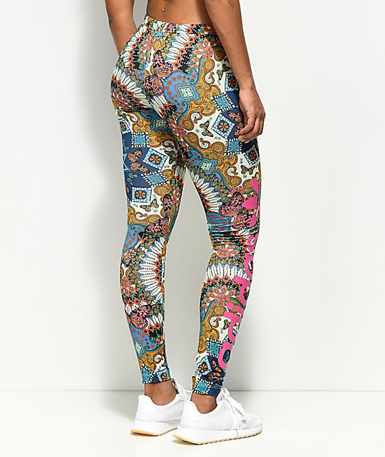 trefoil leggings