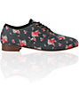 generic canvas shoes
