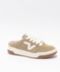 Vans Upland in Beige, Pink