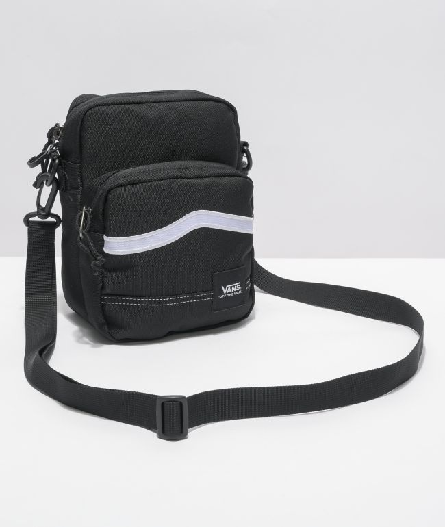 Shoulder outlet bag zumiez