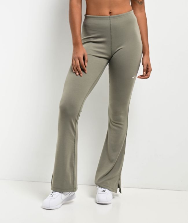 Nike Sportswear Chill Knit Mini-Rib Light Army Flare Leggings - Nike