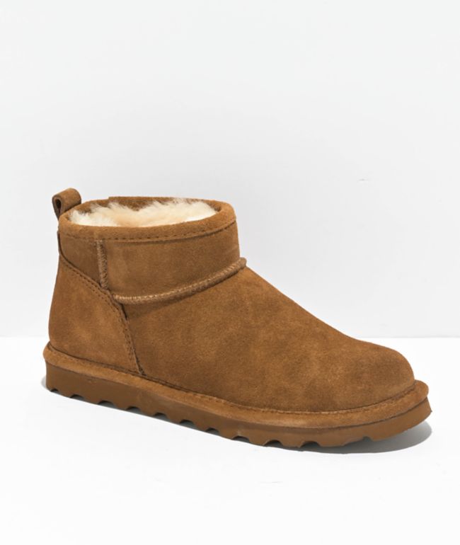 Zumiez uggs hot sale