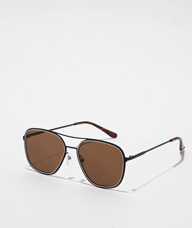 Semi Traditional Black & White Pilot Sunglasses - Eyeking