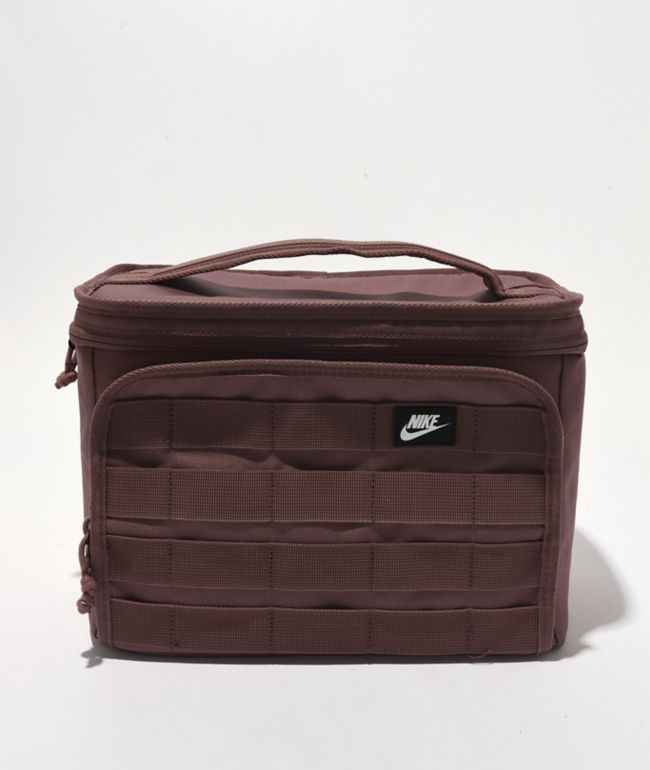 【メンズ・日本未入荷】NIKE Futura Limestone Lunch ボックス Nike Futura Sport Limestone Lunch Box | Zumiez