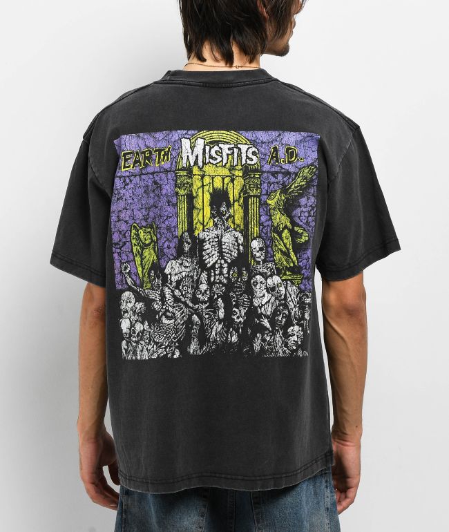 Misfits Skeleton Vintage Black T-Shirt | Zumiez