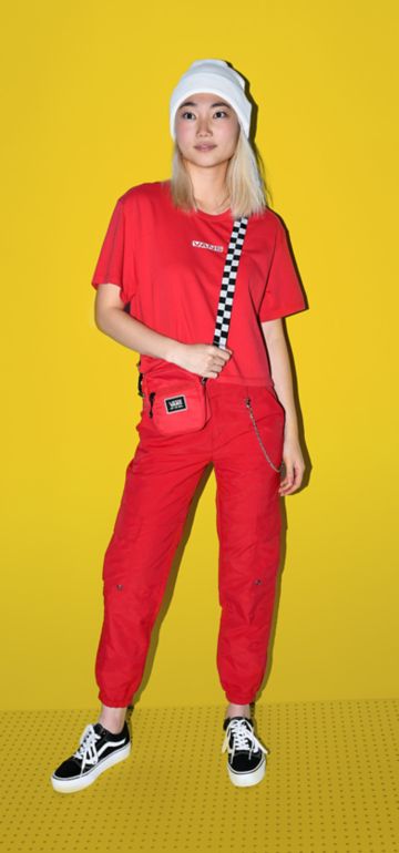 red vans pants