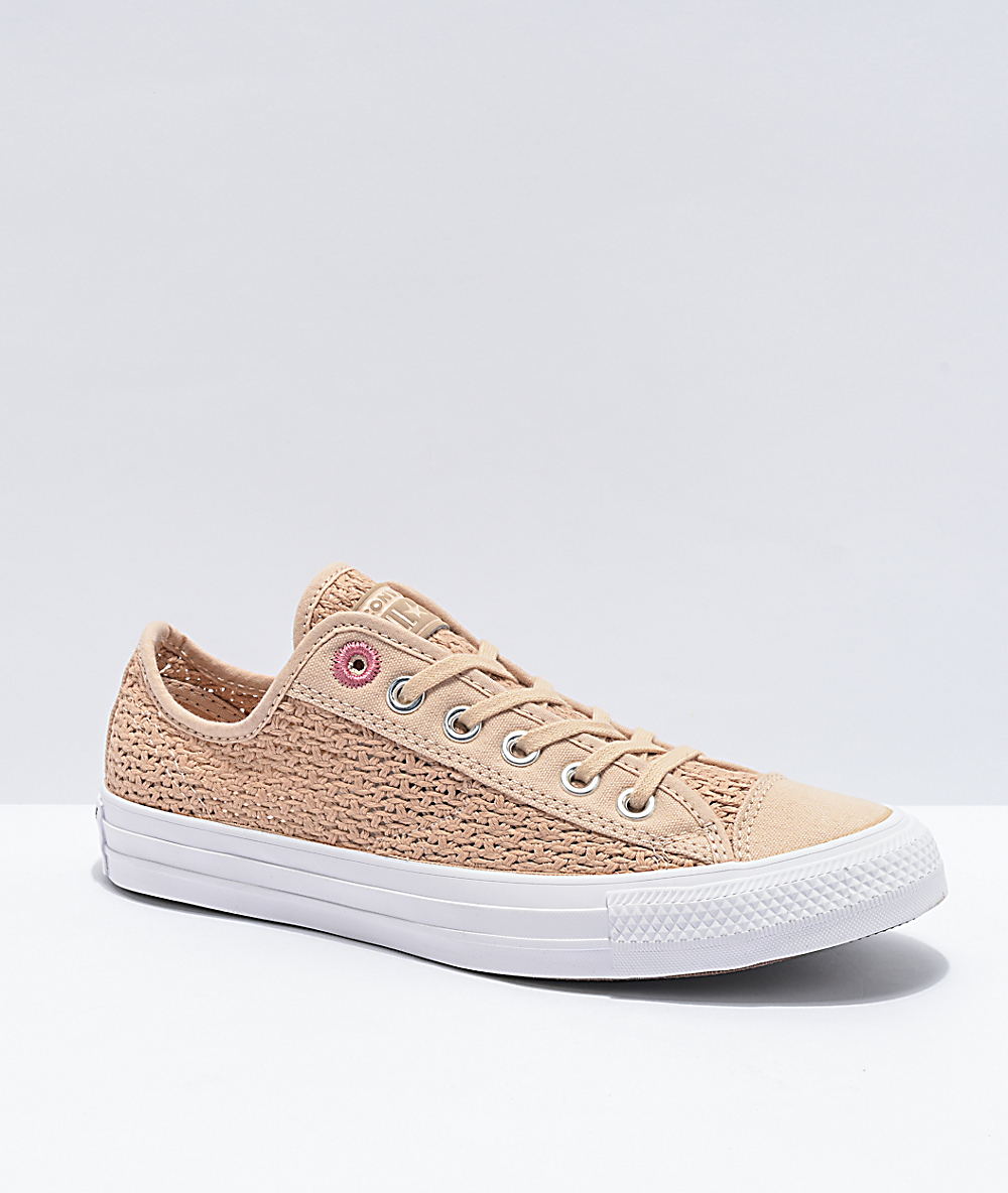 converse beige