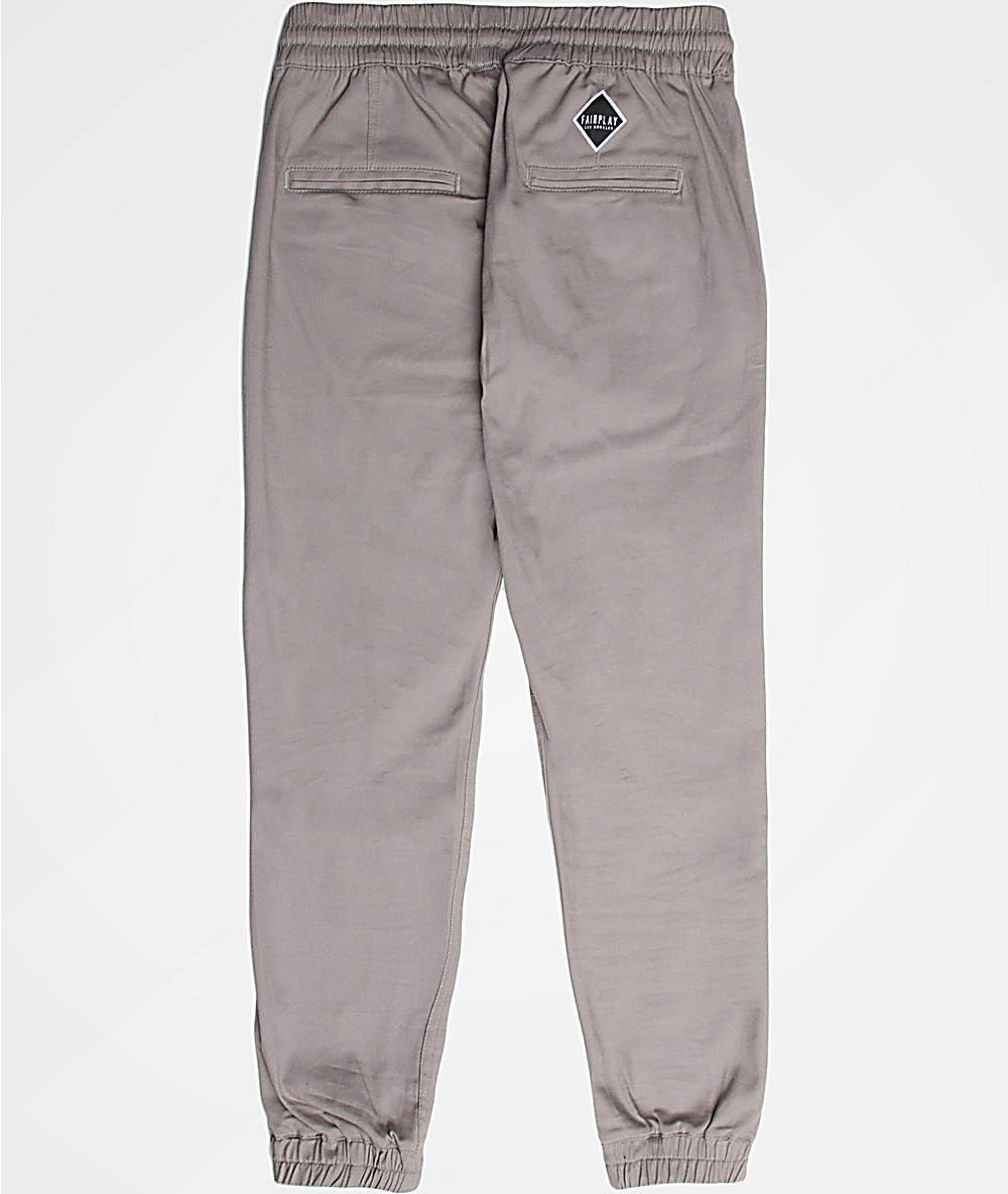 grey jogger pants