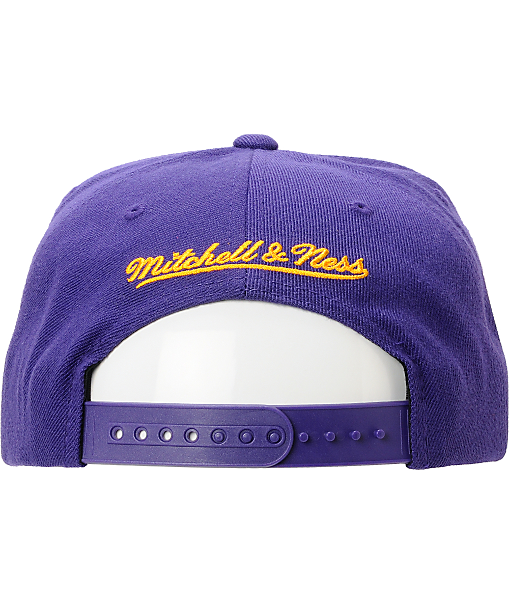 purple la hat