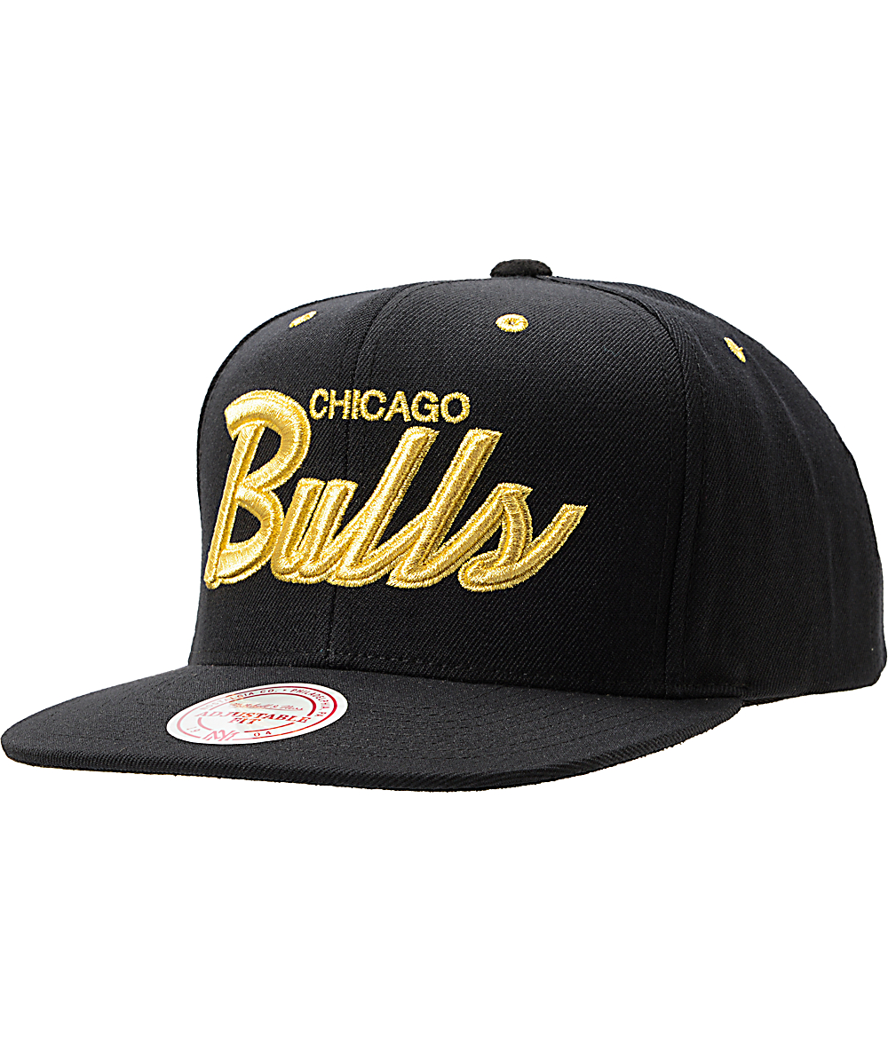 black and gold bulls hat