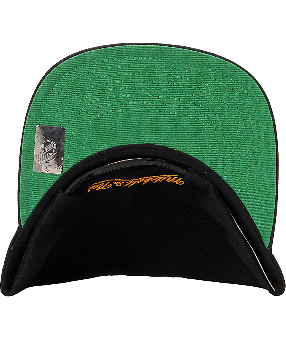 green bruins hat